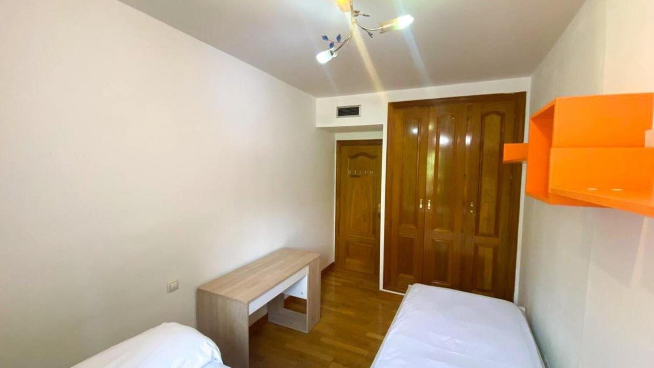 Antonio Lopez 217 Appartement Madrid Buitenkant foto